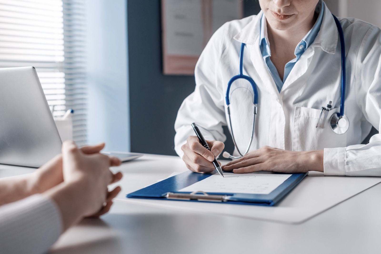 Médecin du travail : l’employeur ne peut plus ignorer ses préconisations